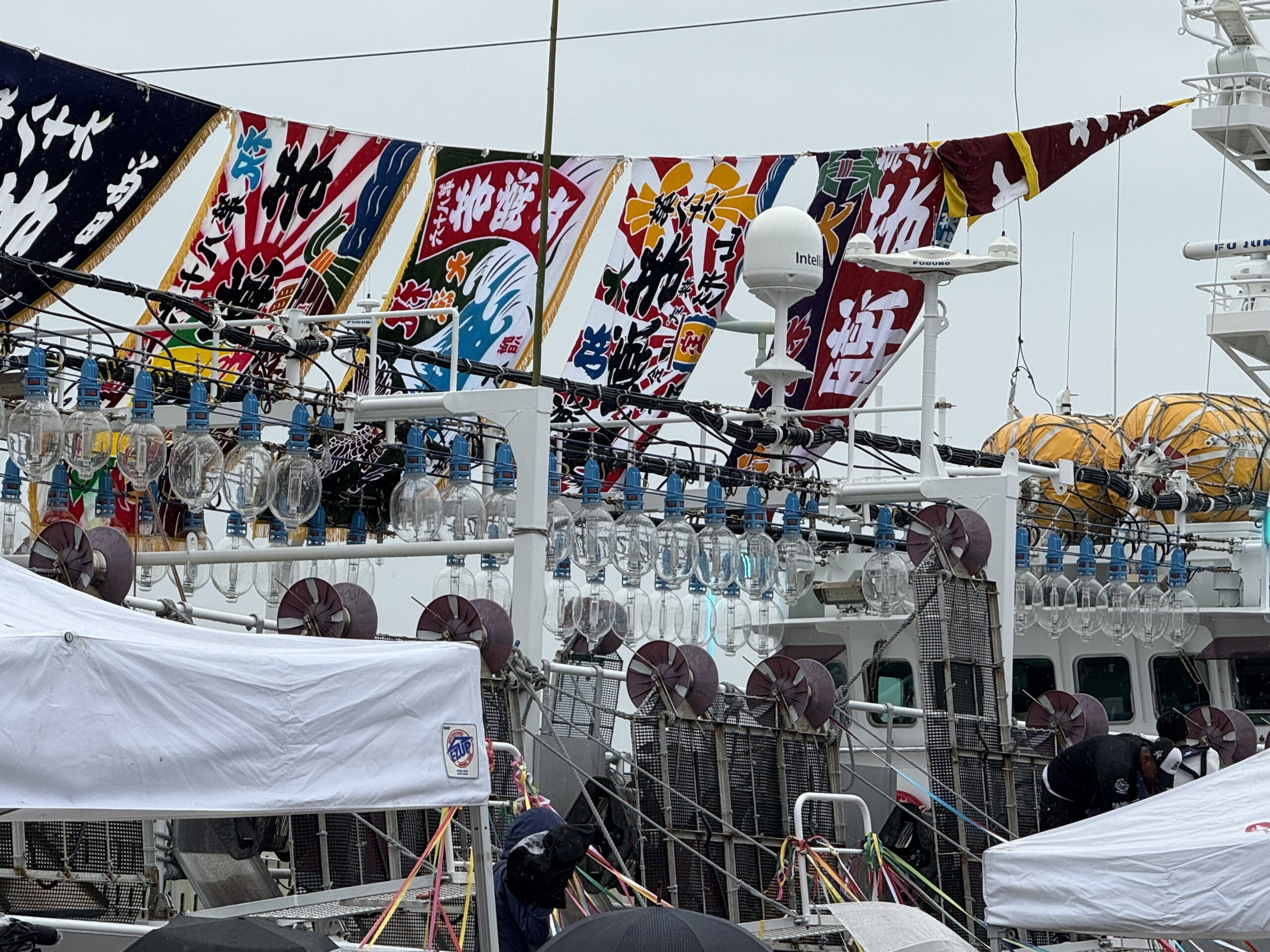 いか釣り船団出航式2025.6.14 酒田港本港 袖岡ふ頭